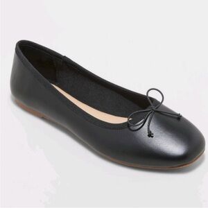 A New Day Women’s Classic Jackie Black Ballet Flats With Memory Foam